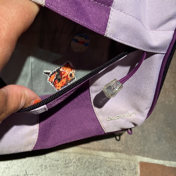 Old Navy insulated lunch box with Shoulder strap purple school or work - Picture 4 of 16